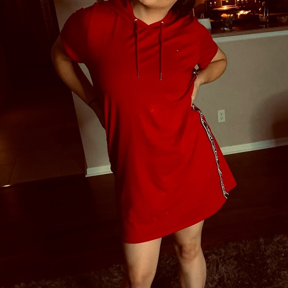 red tommy Hilfiger dress - Picture 2 of 2